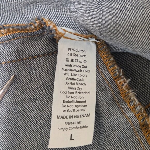 Denim Jacket Women's Size Large Cropped Stretch Long Sleeved Slit Pockets - Picture 12 of 16